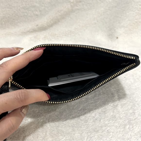 NWT Coach Retextured Leather Large Wristlet - Picture 6 of 6